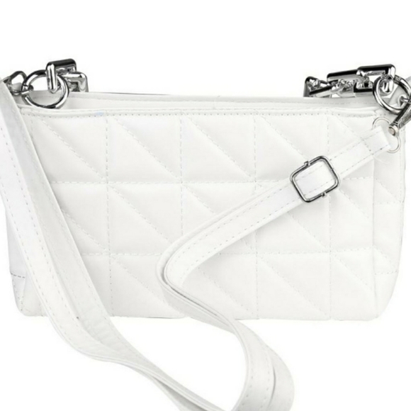 White PU leather quilted handbag - Picture 3 of 4